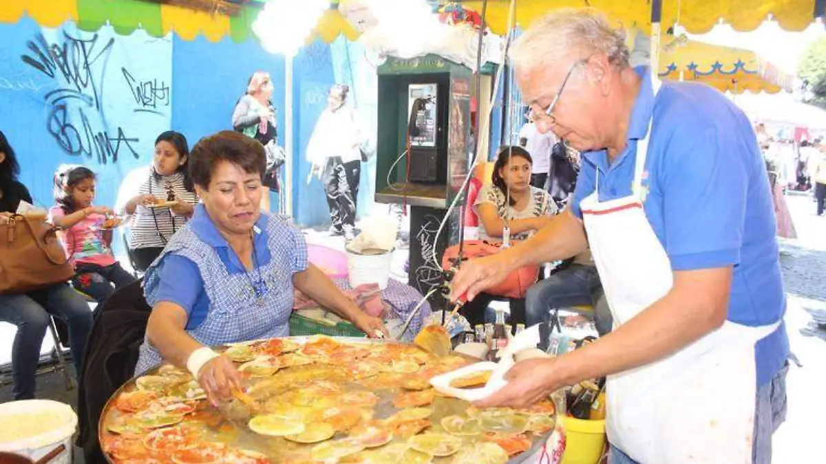 Más de 40 comerciantes venderán antojitos por fiestas patronales en centro de Puebla